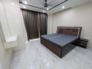 Bedroom in 2 BHK Apartment at Saket – for Rent