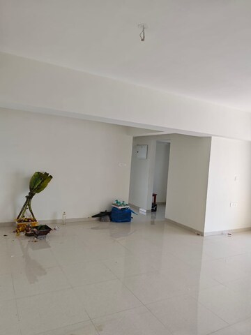 Furnished Amenities in 2 BHK Apartment at Alliance Fortuna Blue, Lower Parel – for Rent