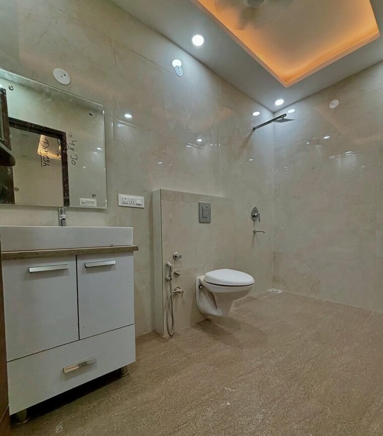 Bathroom, bp-homes 3 Bedroom 250 Sq.Yd. Builder Floor In Sector 85 Faridabad 9271182