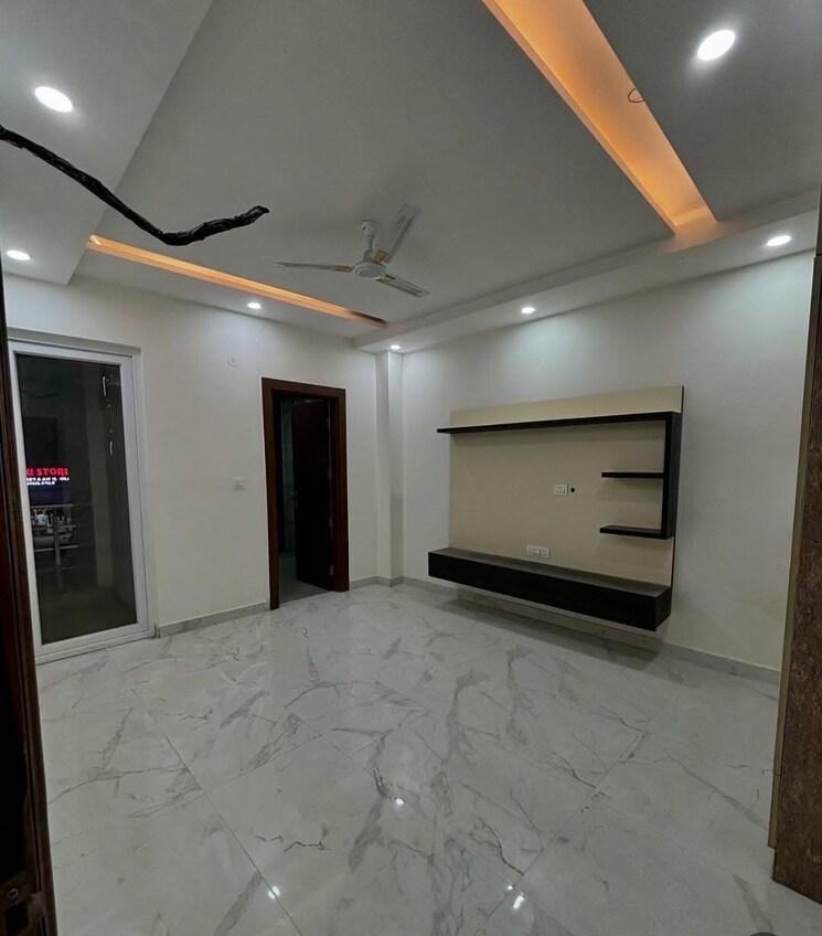 Room, bp-homes 3 Bedroom 250 Sq.Yd. Builder Floor In Sector 85 Faridabad 9271182