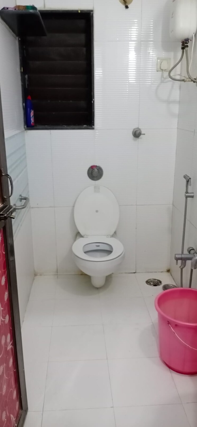 Bathroom, ravechi-heights 3 Bedroom 1500 Sq.Ft. Apartment In Kharghar Navi Mumbai 9271165