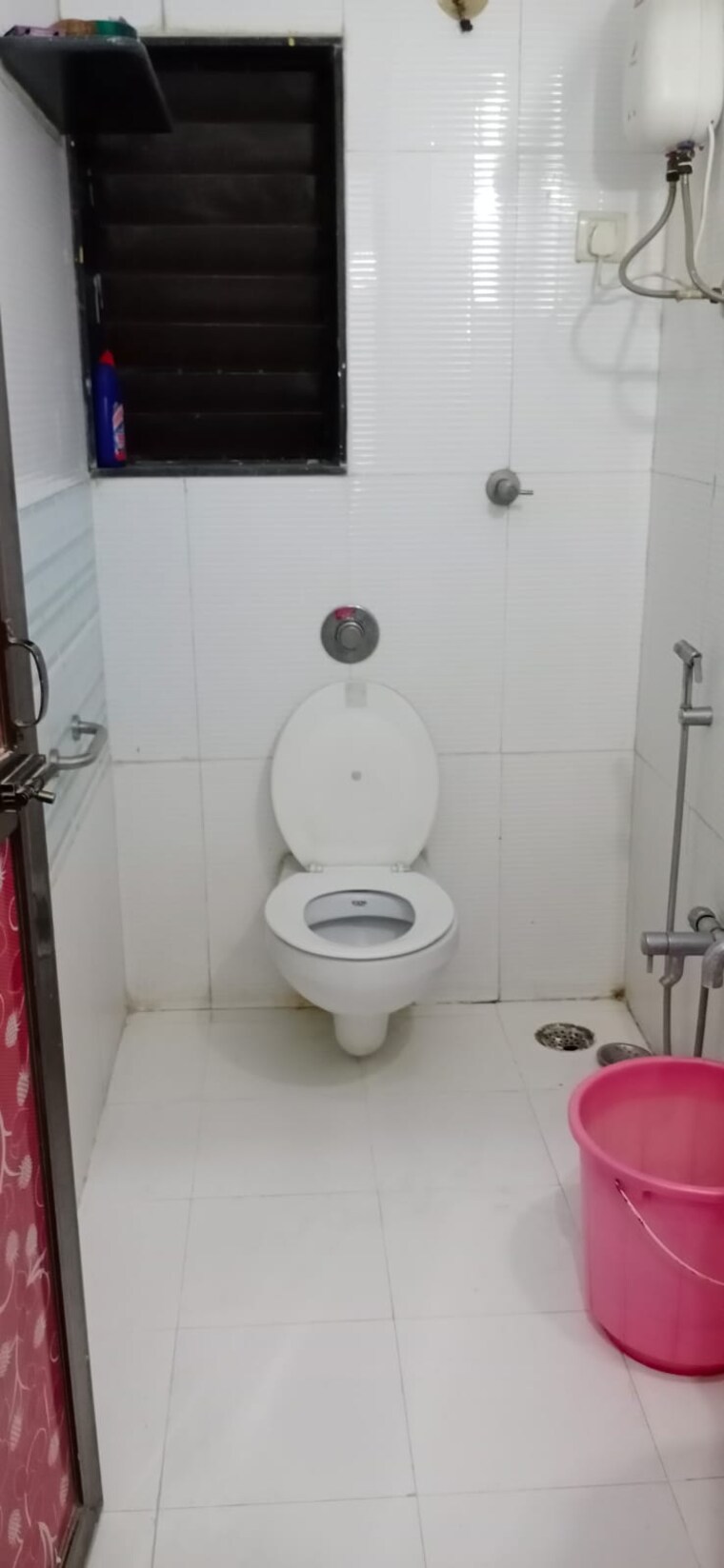 Bathroom, ravechi-heights 3 Bedroom 1500 Sq.Ft. Apartment In Kharghar Navi Mumbai 9271165