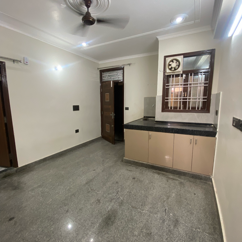 1 BHK Builder Floor For Rent in Chattarpur