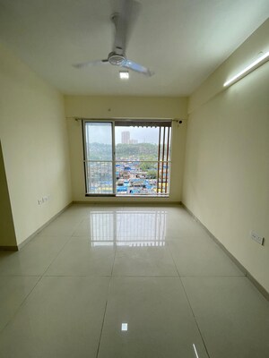 Room in 2 BHK Apartment at Godrej Nest Kandivali, Kandivali East – for Rent