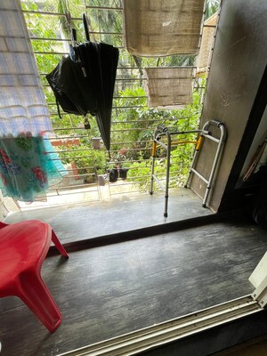 Parking in 1 BHK Apartment at Spring Grove Uno Society, Kandivali East – for Rent