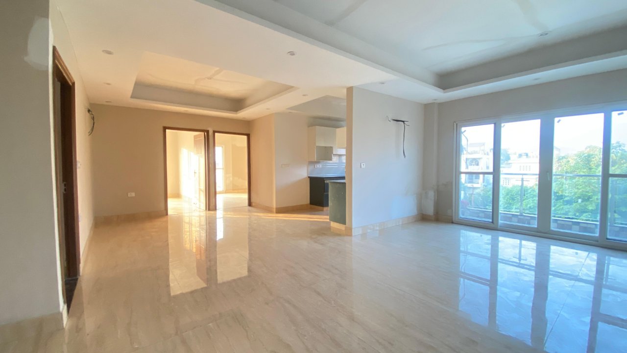 4 BHK + Study Room,Extra Room Apartment For Sale in Symphony Apartment 