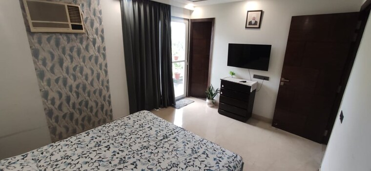 Bedroom, white-pearl-residency 2 Bedroom 2200 Sq.Ft. Builder Floor In Sector 5 Gurgaon 9271214