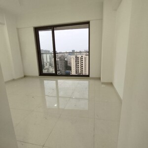 Room in 2 BHK Apartment at Naman Habitat, Andheri West – for Rent
