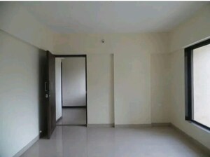 Room in 2 BHK Apartment at Runwal Garden City, Balkum Pada – for Rent