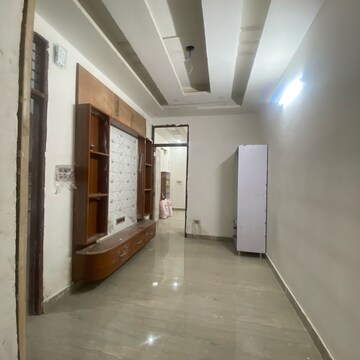 Room in 2 BHK Builder Floor at Chattarpur – for Rent