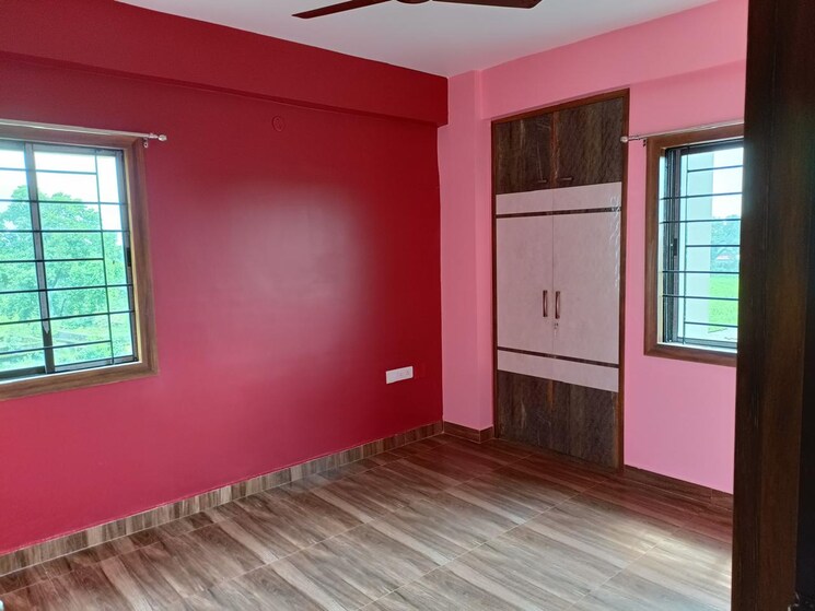 Room, matigara 3 Bedroom 1300 Sq.Ft. Apartment In Matigara Siliguri 9271269