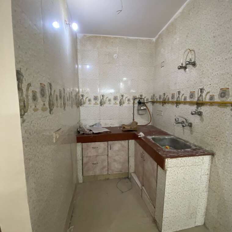 Kitchen, chattarpur 2 Bedroom 900 Sq.Ft. Builder Floor In Chattarpur Delhi 9271298