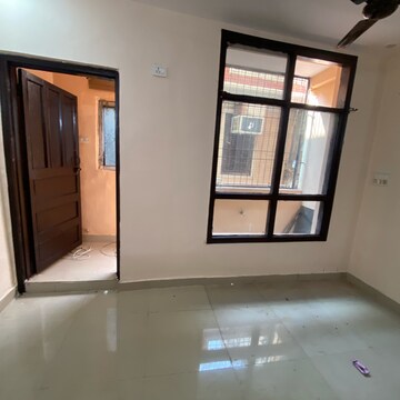 Room in 2 BHK Builder Floor at Chattarpur – for Rent