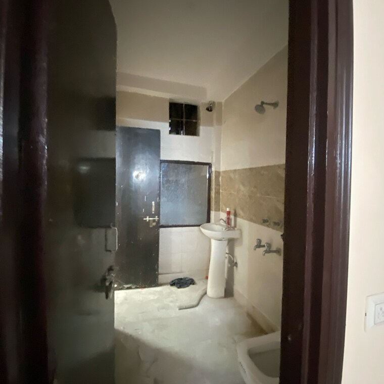 Bathroom, chattarpur 2 Bedroom 900 Sq.Ft. Builder Floor In Chattarpur Delhi 9271298