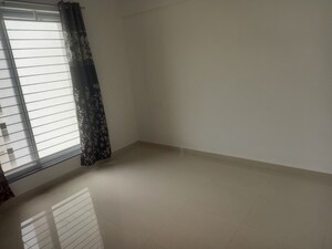 Room in 2 BHK Apartment at Shapoorji Pallonji Joyville Hadapsar Annexe, Hadapsar – for Rent