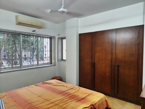 Bedroom in 2 BHK Apartment at Bandra West – for Rent