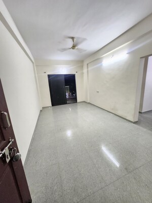 2 BHK Apartment For Rent in Maitri Terrace, Sanjay Park