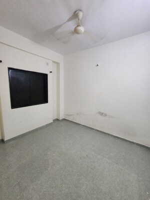 Furnished Amenities in 2 BHK Apartment at Maitri Terrace, Sanjay Park – for Rent