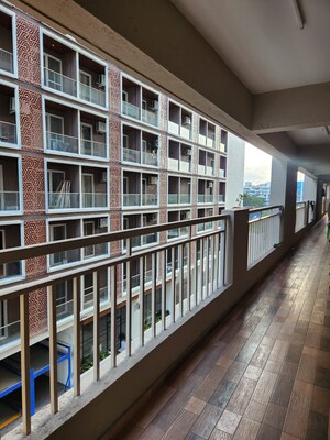 1 BHK Apartment For Rent in Oxy Beaumonde, Viman Nagar