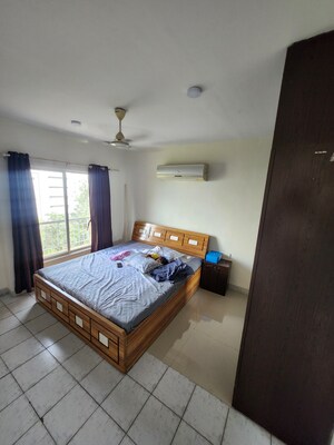 Furnished Amenities in 3 BHK Apartment at Pristine Zircon, Viman Nagar – for Rent