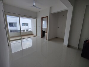 Room in 3 BHK Apartment at Matigara – for Rent