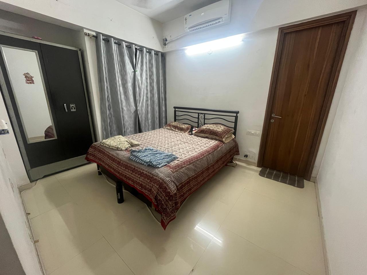 2 BHK Apartment For Rent in Kalpataru The Sunrise