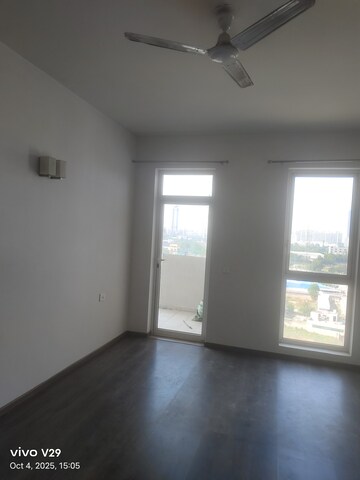 Room in 2 BHK Apartment at Ireo The Corridors, Sector 67a – for Rent