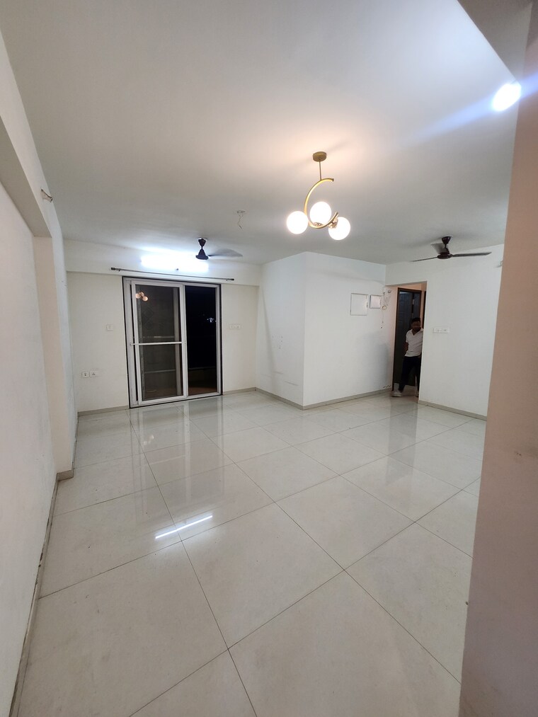 undefined, shubh-gateway 2 Bedroom 910 Sq.Ft. Apartment In Viman Nagar Pune 9271423