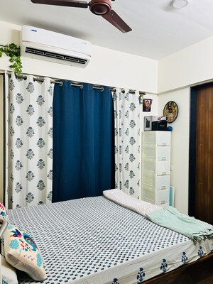 Bedroom in 2 BHK Apartment at Atul Blue Orbit, Malad West – for Rent