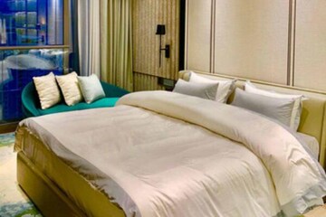 4 BHK Apartment For Rent in Rustomjee Crown, Prabhadevi