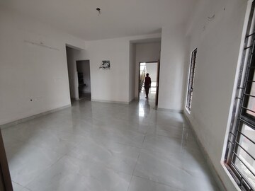 Room in 3 BHK Apartment at Bhanu Nagar – for Sale