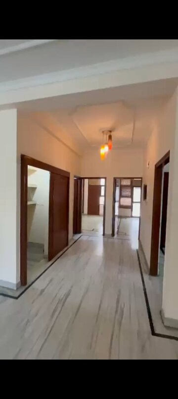Room in 3 BHK Builder Floor at Ansal Sushant Lok I, Sector 43 – for Sale