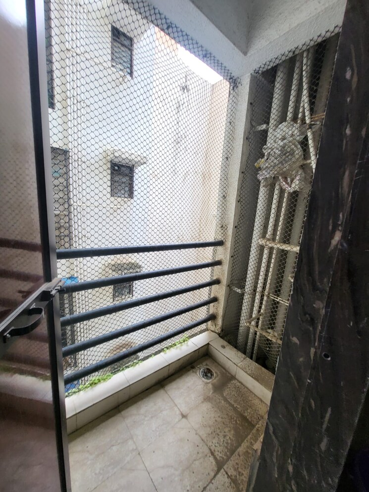 Balcony, sahil-pride-residency-daffodil 1 Bedroom 419 Sq.Ft. Apartment In Kasarvadavali Thane 9271473