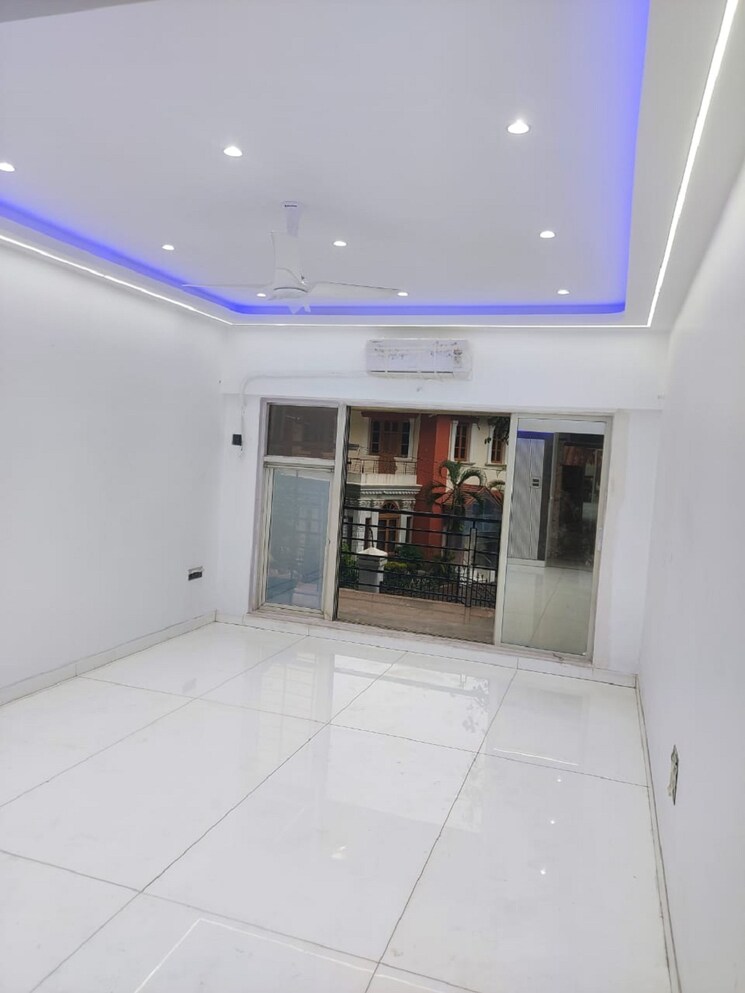 Room, khar west 2 Bedroom 750 Sq.Ft. Apartment In Khar West Mumbai 9271489