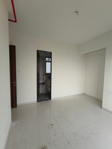 Room in 2 BHK Apartment at Sheth Zuri, Laxmi Nagar – for Sale