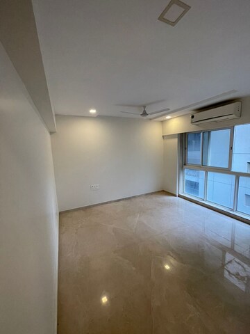 Living Room in 3 BHK Apartment at Khar West – for Rent