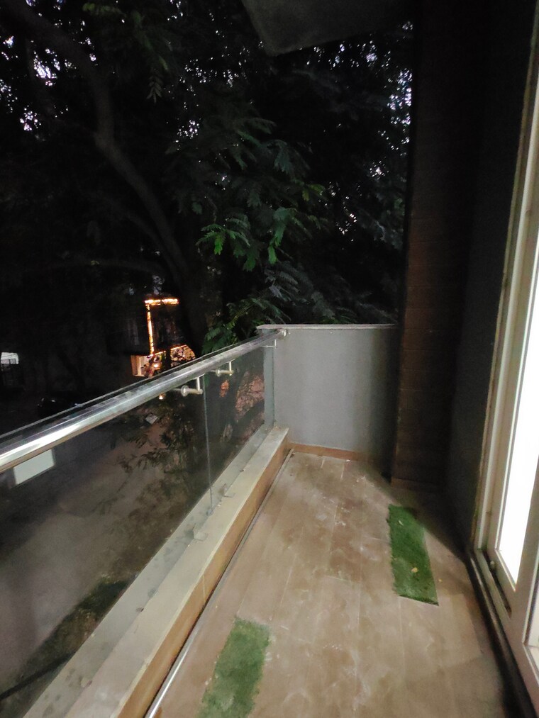 Balcony, sushant-lok-2 3 Bedroom 215 Sq.Yd. Builder Floor In Sector 57 Gurgaon 9271529