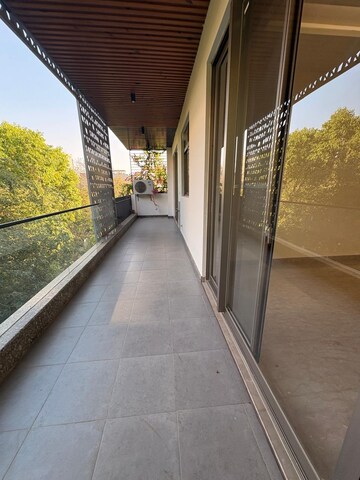 Balcony in 3 BHK Builder Floor at Sushant Lok 2, Sector 57 – for Rent