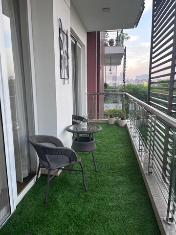 Balcony in 3.5 BHK Builder Floor at Sushant Lok 3, Sector 57 – for Rent
