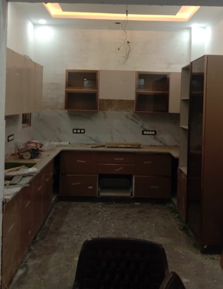 Kitchen, nehru nagar ii 3 Bedroom 200 Sq.Yd. Builder Floor In Nehru Nagar ii Ghaziabad 9271546