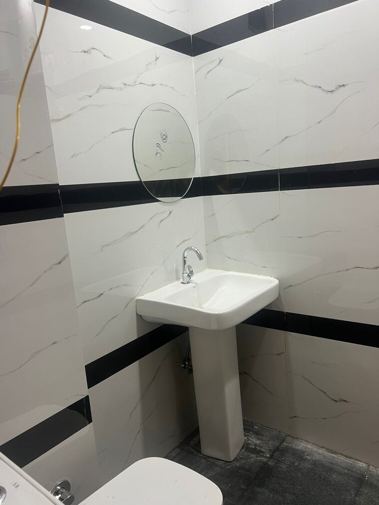 Kitchen, vip road 1 Bedroom 900 Sq.Ft. Apartment In Vip Road Zirakpur 9271552