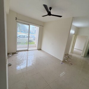 2 BHK Apartment For Rent in Signature The Millennia 2, Garoli Kalan