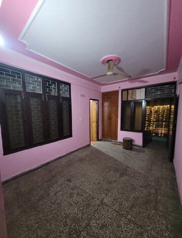 Master Bedroom in 2 BHK Builder Floor at Dilshad Colony – for Sale