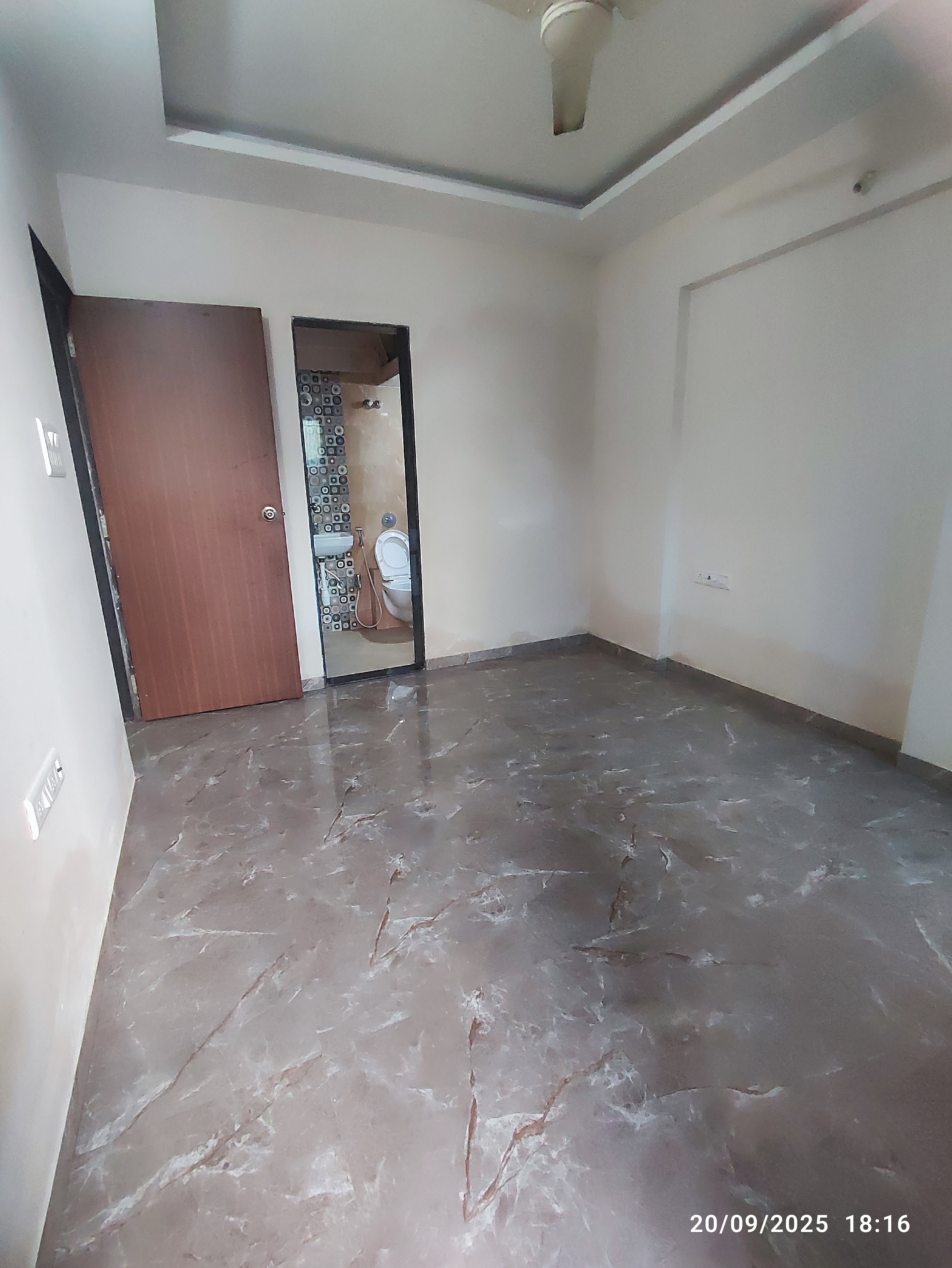 1 BHK + Pooja Room Apartment For Rent in SB Blu Pearl