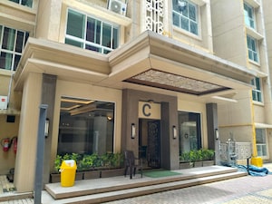 Building Lobby in 2 BHK Apartment at Nahar Amaryllis Towers and Plaza, Chandivali – for Rent