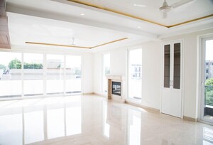 Room in 4 BHK Builder Floor at Boutique Residential Apartments A 3 2, Vasant Vihar – for Rent