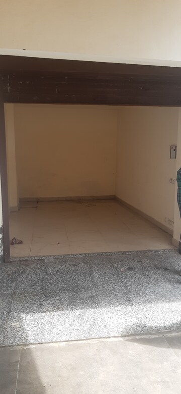 Room in  Shop at Jyoti Super Street, Raj Nagar Extension – for Sale