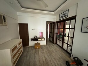 Bedroom in 3 BHK Apartment at Shree Sundaram, Andheri West – for Sale