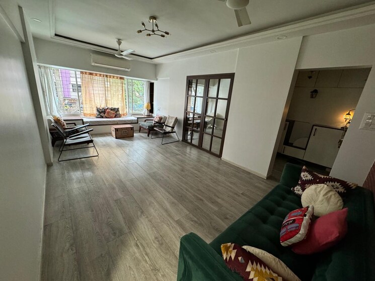  Parking, shree-sundaram 3 Bedroom 1000 Sq.Ft. Apartment In Andheri West Mumbai 9271611