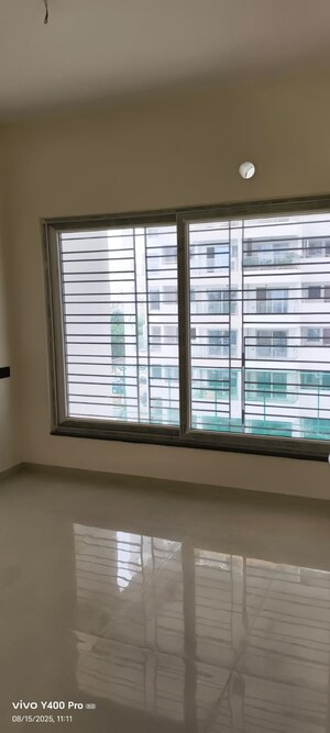 Room in 3 BHK Apartment at Besa Pipla rd – for Rent